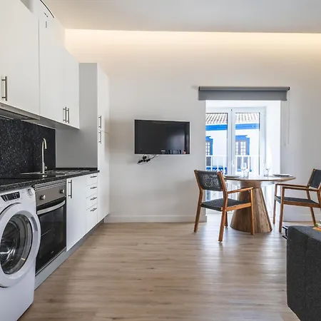 Downtown F - 150m From The Albufeira